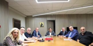 Συνάντηση Άδωνι Γεωργιάδη με τον εκπρόσωπο των εργαζομένων στον επισιτισμό – τουρισμό