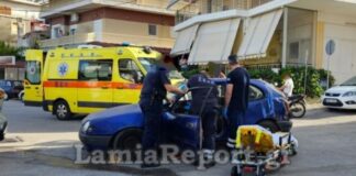 Ήταν λιπόθυμοι στο αυτοκίνητο στη μέση του δρόμου