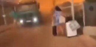«Άσε τις βαλίτσες, η ζωή σου κινδυνεύει» – Συγκλονιστικό βίντεο από διάσωση στη Ρόδο