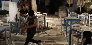 Viral το ζεϊμπέκικο του σερβιτόρου σε ταβέρνα του νησιού