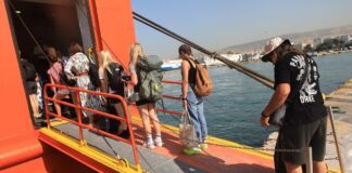 Ανάσα δροσιάς στα νησιά αναζητούν οι αδειούχοι