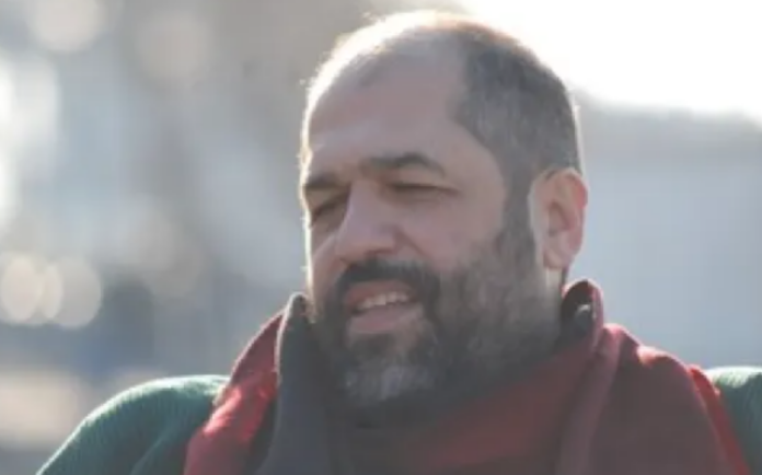tassos-oikonomou8383