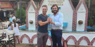 Ο Πέτρος Παππάς έγινε ο πρώτος βουλευτής του ΣΥΡΙΖΑ που στηρίζει την υποψηφιότητά Κασσελάκη