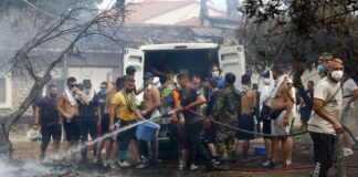 Βίντεο ντοκουμέντο του πύρινου μετώπου της Πάρνηθας από ψηλά – Εικόνες που κόβουν την ανάσα