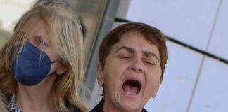 «Οι τσιρίδες και τα ουρλιαχτά του παιδιού μου σκίζανε τον ουρανό»