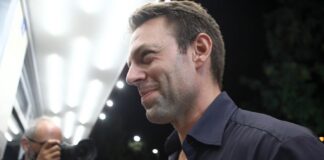 «Είναι επανάσταση ότι τα Σφακιά ψήφισαν γκέι πρόεδρο»