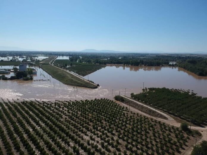 ΧΩΡΑΦΙΑ ΠΛΗΜΜΥΡΙΣΜΕΝΑ