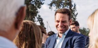 Live η πρώτη ομιλία του Στέφανου Κασσελάκη στην Κοινοβουλευτική Ομάδα του ΣΥΡΙΖΑ