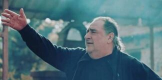 Συγκλόνισε o Βασίλης Καρράς – «Καλησπέρα και καλή βραδιά, είμαι εδώ» (βίντεο)