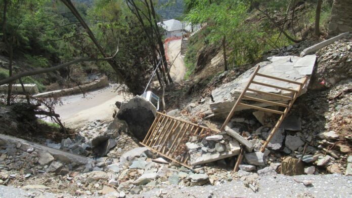 ΜΑΚΡΙΝΙΤΣΑ