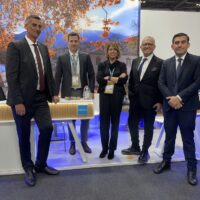 ΓΕΝΙΚΗ ΔΙΕΥΘΥΝΤΡΙΑ MARKETING & ΑΝΑΠΤΥΞΗΣ FRAPORT GREECE KΑΤΕΡΙΝΑ ΠΟΛΛΑΤΟΥ ΚΑΙ ΥΠΕΥΘΥΝΟΣ ΑΝΑΠΤΥΞΗΣ ΑΕΡΟΠΟΡΙΚΩΝ ΓΡΑΜΜΩΝ ΧΑΡΗΣ ΦΙΛΟΣ