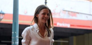 Αχτσιόγλου κατά Κασσελάκη: Ο ΣΥΡΙΖΑ έχει περάσει σε φάση πυρηνικής μετάλλαξης από τις θέσεις του