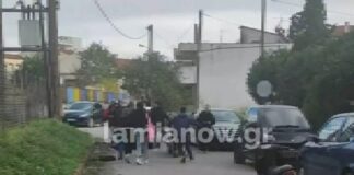 Μαθητές «πλακώθηκαν» στο ξύλο κοντά σε σχολείο (βίντεο)