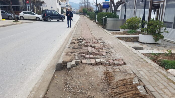 ΓΡΑΜΜΕΣ