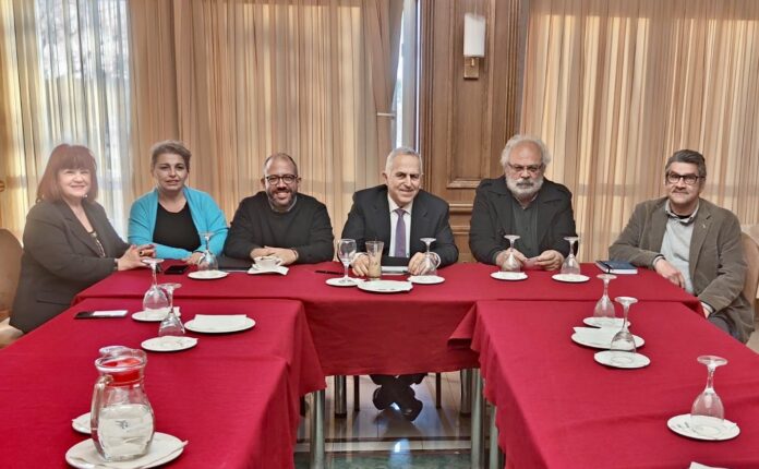 ΕΝΩΣΗ ΚΥΠΡΙΩΝ