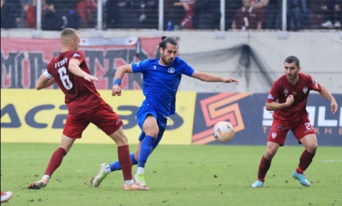 kritikos me ael ektos