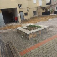 mikri plateia konta sthn evaggelistria