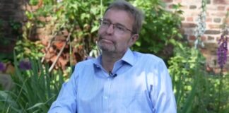 «Ακρωτηρίασαν λόγω σηψαιμίας τα χέρια και τα πόδια μου»