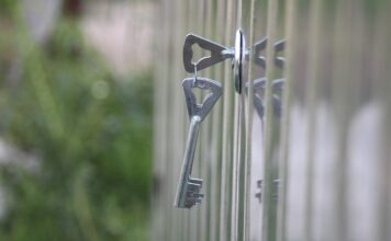 Δημόσιο: Έρχεται σχέδιο στέγασης υπαλλήλων σε τουριστικές περιοχές