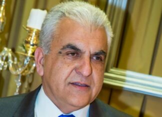 Η Ελλάδα γεμίζει τουρίστες, αλλά πολλοί Έλληνες δεν μπορούν να πάνε διακοπές…