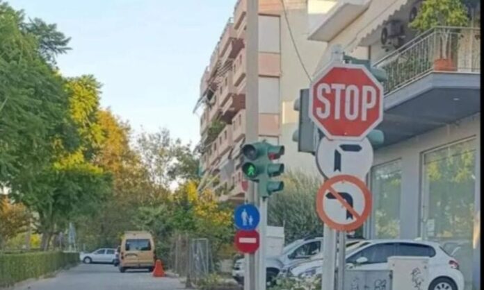 da507c2e-pinakides-odikis-simansis-arta-1