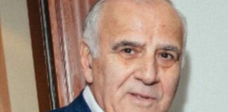 Πέθανε ο Χρήστος Κομνηνός