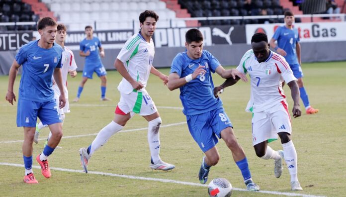ethniki neon me italia