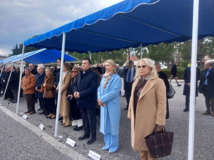 papadimitriou (2)