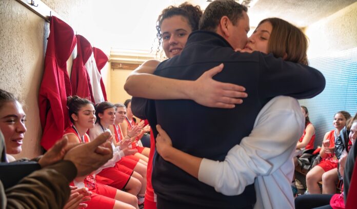 sioumourekis apodiitiria