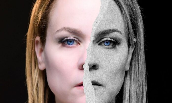 de10aa9e-ANTIGONH-2025-LENA-PAPALHGOYRA