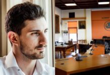 Ο Μποτσιβάλης τι λέει;