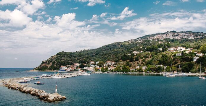 skopelos loutraki