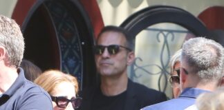 Οι άνθρωποί της αποχαιρετούν την Αλεξάνδρα Νικολαΐδου (φωτογραφίες)