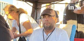 «Μέχρι τέλους» ο Πάνος Ρούτσι – Πλήθος κόσμου στο πλευρό του πατέρα θύματος στα Τέμπη που κάνει απεργία πείνας