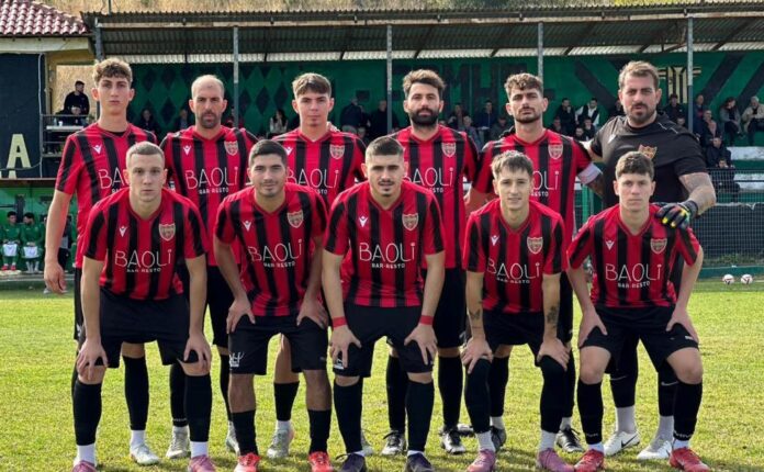 11ada sarakinos me exohi