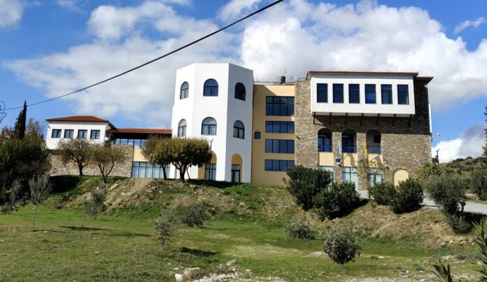 SYNEDRIAKO MHTROPOLHS