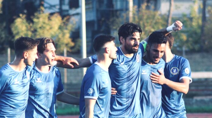 niki celeb me paok b