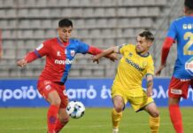 Με κορυφαίο τον τερματοφύλακα Σιαμπάνη ο ΝΠΣ Βόλος νίκησε 1-0 τον Παναιτωλικό