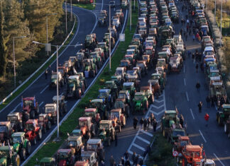 Οι αγρότες δίνουν ραντεβού στη ΔΕΘ – «Ούτε ένα από τα αιτήματα των μπλόκων του χειμώνα δεν ικανοποιήθηκε»