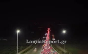 Οι αγρότες κλιμακώνουν τις κινητοποιήσεις τους – Πρωτοφανής ταλαιπωρία για τους εκδρομείς των Χριστουγέννων