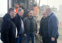 Προχωρούν οι 4 νέες γεωτρήσεις της ΔΕΥΑΤ – Επίσκεψη Σακκά & Μπλουγούρα στο εργοτάξιο στο Γλίνος