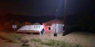 Κινδύνευσαν τουρίστες και κάτοικοι από υπερχείλιση ποταμού στη Φοινικούντα