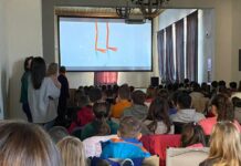 Προβολή ταινίας με χριστουγεννιάτικο περιεχόμενο σε μαθητές σχολείων του Νοτίου Πηλίου