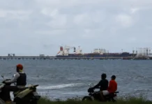 12 τάνκερ γεμάτα πετρέλαιο αναχώρησαν κρυφά από τη Βενεζουέλα – «Μυστήριο» για το αν έσπασε το αμερικανικό εμπάργκο