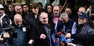 Πρόεδρος συνομοσπονδίας λαϊκών αγορών: Ο Θεοδωρικάκος δέχθηκε ό,τι τροποποιήσεις ζητήσαμε