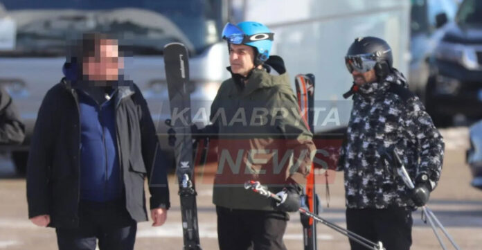 maketa-mitsotakis-ski