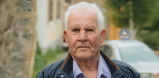 Παντρεύτηκε στα 16 του, έχει 10 εγγόνια, 10 δισέγγονα και πρόσφατα απέκτησε τρισέγγονο