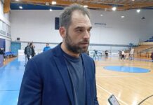 Τύμπας: «Το κοντό σχήμα δίνει στη Νίκη πολλή ενέργεια και πάθος στην άμυνα» (video)