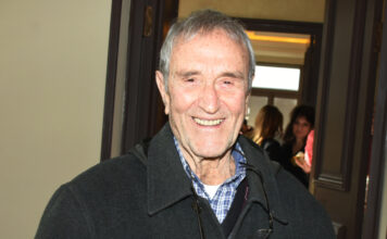 Ο Γιάννης Βογιατζής κλείνει τα 100 του χρόνια (βίντεο)