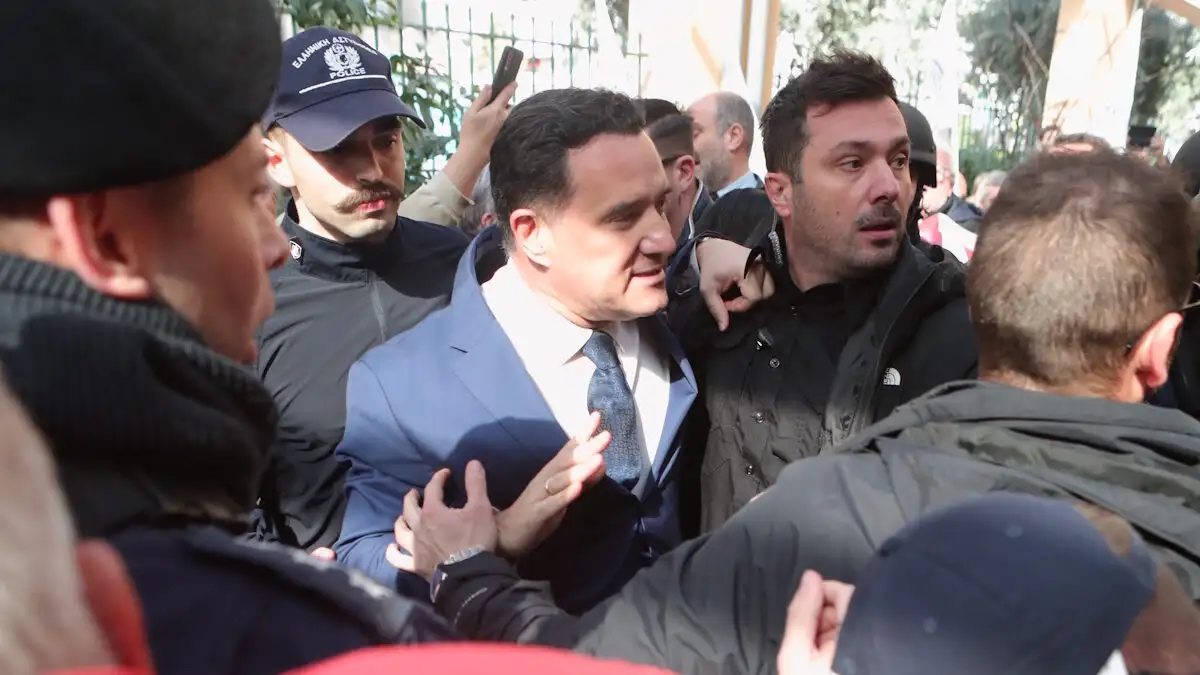 Άδωνις Γεωργιάδης για τα επεισόδια: «Θα με είχαν σκοτώσει χωρίς τα ΜΑΤ» -  Magnesia News